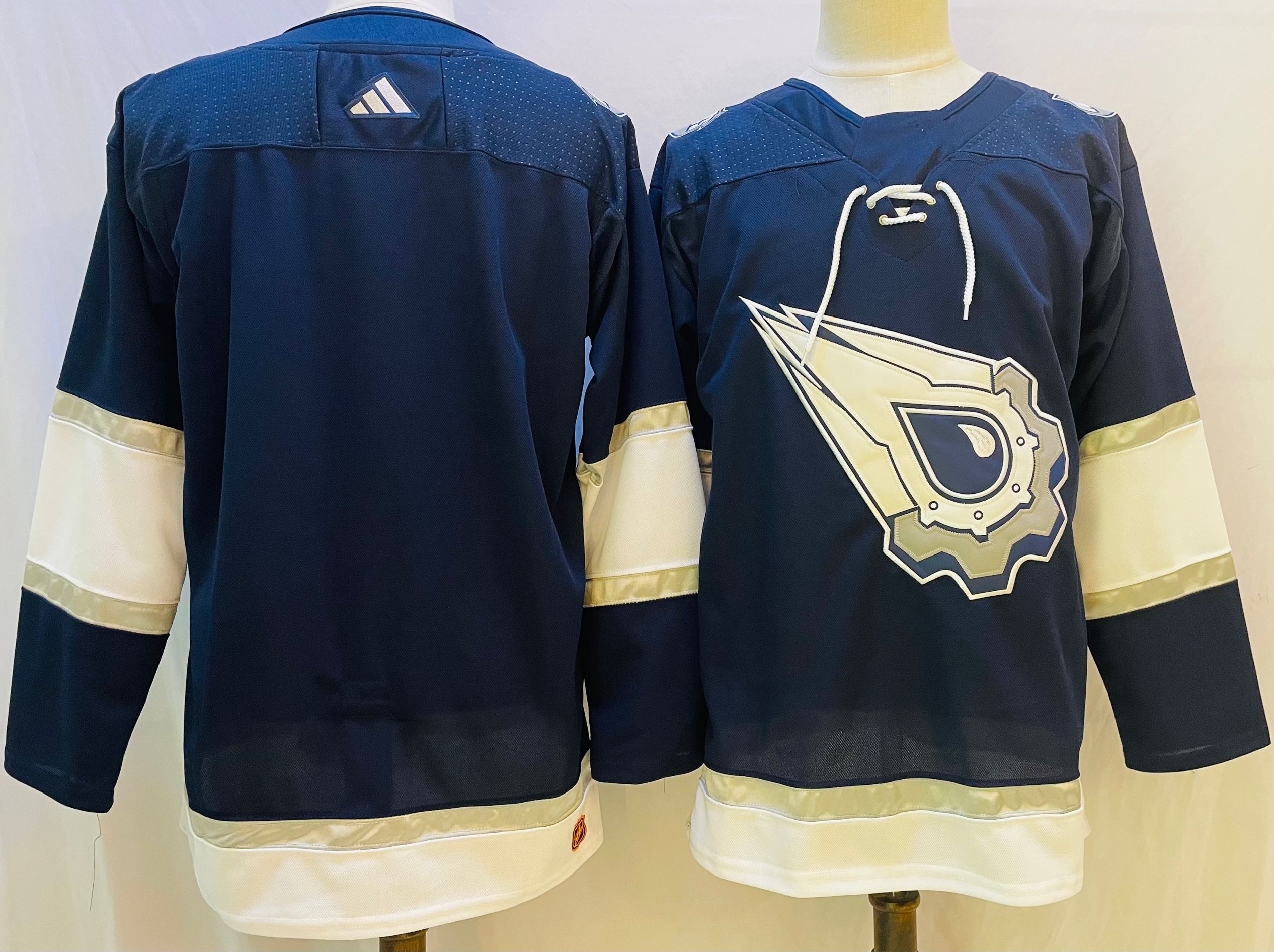 Men Edmonton Oilers Blank Blue Throwback 2022 Adidas NHL Jersey->edmonton oilers->NHL Jersey